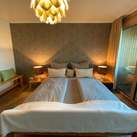 Doppelzimmer Mit Bad & Balkon Simmersfeld Bagian luar foto